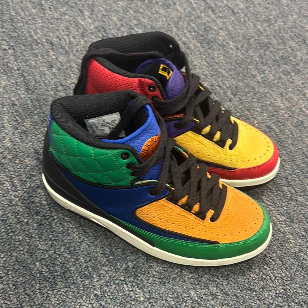 Jordan Retro 2 - “what the” - Size Kids 7.5 - Authentic